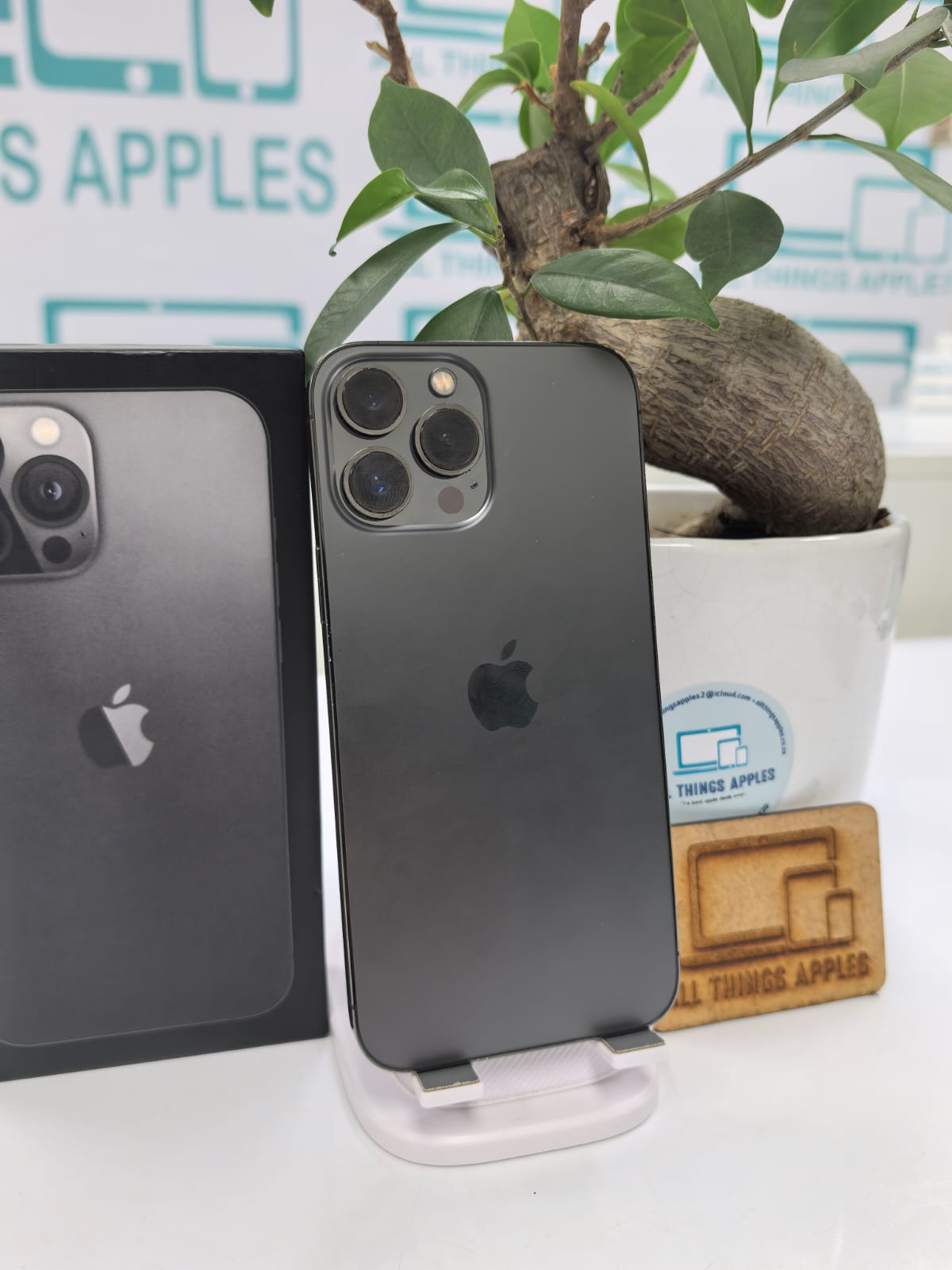iPhone 13 Pro Max Graphite 256GB Pre-Owned | All Things Apples